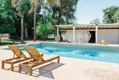 Acreage Ranch in Gilbert - Pool!