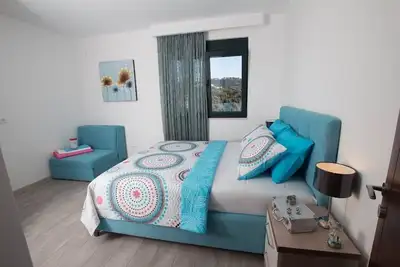 Image de Blue apartment is situated in amazing uvala Paljuskovo in Bar.