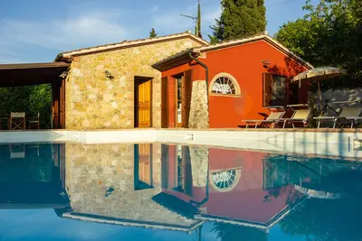 Image de Detached villa with private pool for 5 people