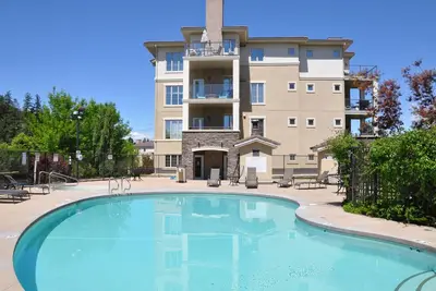 Image de 2 Bedroom Resort Condo w/Outdoor Pool - Top Floor!
