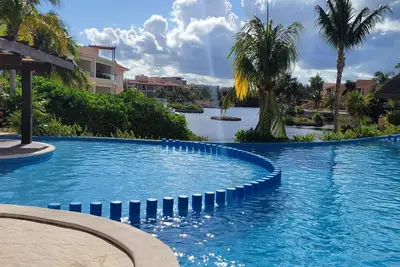 Image de Joyol Ha  Private Front Lagoon