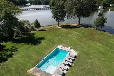 Image de Minutes from Downtown St. Michaels | Pool | Pickle Ball Court | Private Dock | K