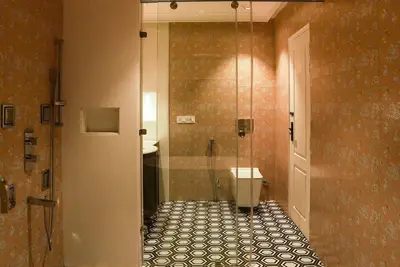 Image de Luxurious A