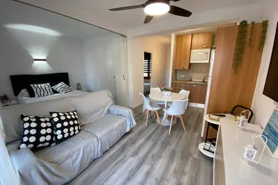 Image de Mare Nostrum 622 - Rénové, 80m de la plage et avec climatisation