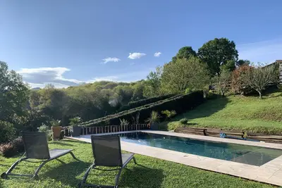 Image de Family villa / piscine / 1 Km Lac De Saint Pee Sur Nivelle