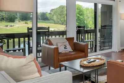 Image de Pinehurst Golf Front Modern Condo. 2bd, 2bth Best golf views, close to clubhouse