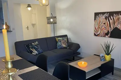 Image de Appartement situé dans le cœur historique de ville à 5 mn de la plage