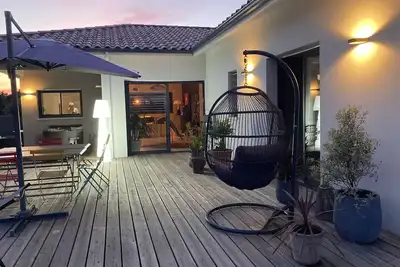 Image de Maison de charme tout confort avec piscine à 5 mn de la plage!