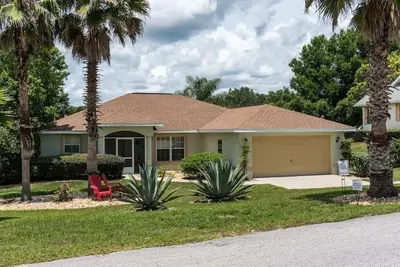 Image de On the Course with a Pool