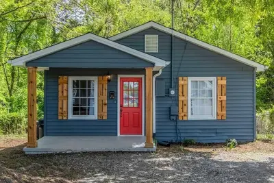 Image de North of Gastonia Cute Cottage w/ Comfort & Style