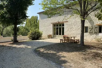 Image de Le Tamaris - Ancienne grange avec piscine privé