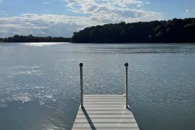 Image de Private lake home less than 1 hour from the cities