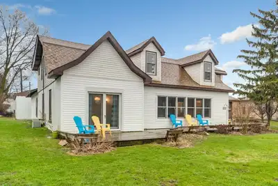 Image de Driftwood, Cozy Waterfront Cottage, Separate Unit