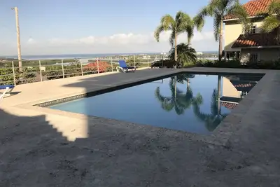 Image de 2 bedrooms Panoramic Seaview condo villa with pool