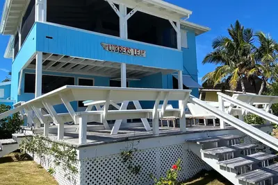 Image de Lubbers Leap- Private Beach Front, Steps to your Dock on Lubbers Quarters