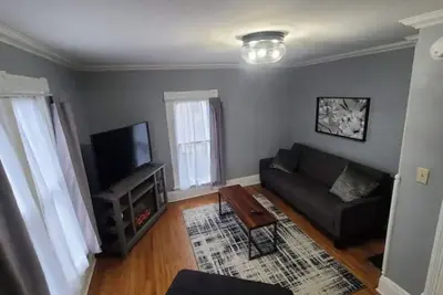 Image de The Wesley - Historic 1890 Victorian, Second Floor