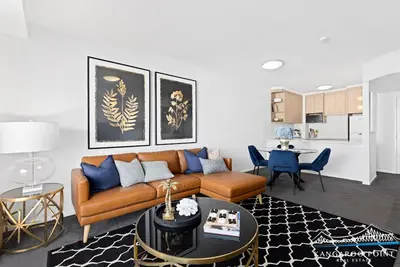 Image de Two Bedroom Unit on The River