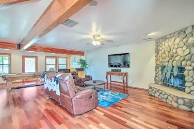 Image de 'Casa Especial' Family Retreat w/ Pool Table!