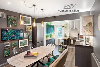 Image de Stunning 4Bed Townhouse by Hic & Trendy Kings Quarter