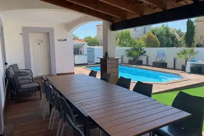 Image de Villa Oyat- villa familiale avec piscine et barbecue