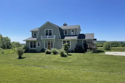 Image de Stylish Capecod Country Villa on 35 beautiful acres