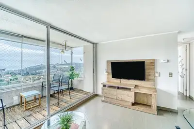 Image de Blue Oasis 2br W/ Pool, Smart Tv, Parking & Gym