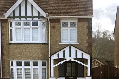 Image de Residential 3 bed house on the Netherhampton Road with large garden