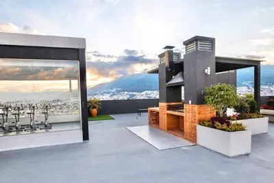 Image de Breath-Taking Mountain View Condo
