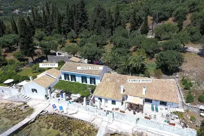 Image de Nissaki Olive Press Villas-Family House