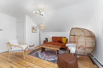 Image de ★New 3br Apt★Modern & Satylish Stay for Groups!