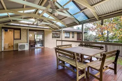 Image de Spacious and Restful Holiday Home with Backyard
