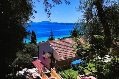 Image de Apartment with two bedrooms and stunning sea views.