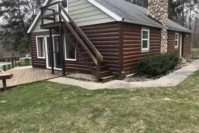 Image de Riverfront Property Great for Fishing or Just Relaxing