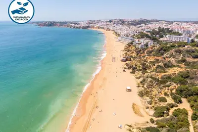 Image de Holiday in Albufeira: 2br w/ View & Pool