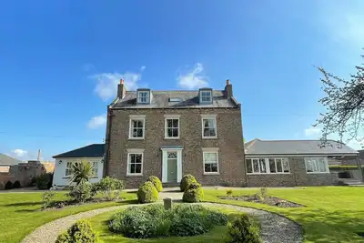 Image de Luxury Farmhouse:Hot tub/pool table/big garden/fire pit. Central meet up point.