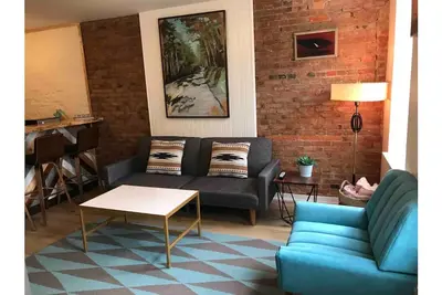 Image de Cozy chic 1 bedroom apartment!