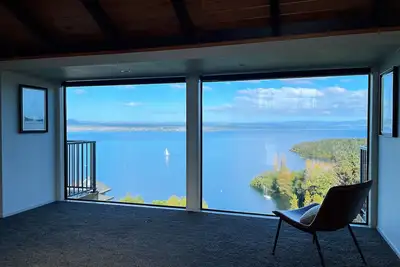 Image de Breath Taking View over the Lake