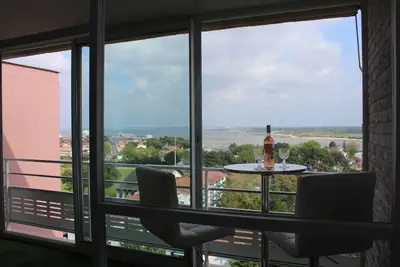 Image de Superbe appartement Arcachon avec vue bassin