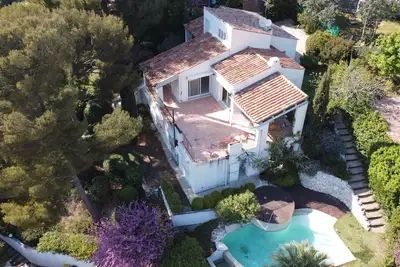Image de Très belle maison au calme dans les collines, piscine, proche Calanques & Cassis