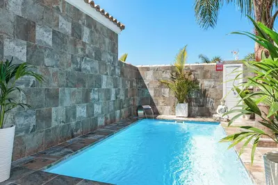 Image de Chalet \"Casa Bombón\", avec piscine chauffée et Wi-Fi