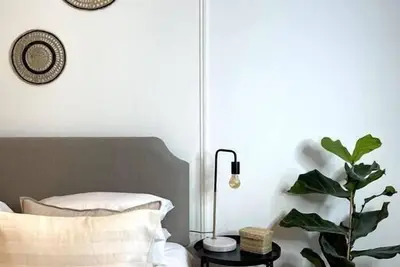 Image de New Central Apt near The Royal William Yard For 6