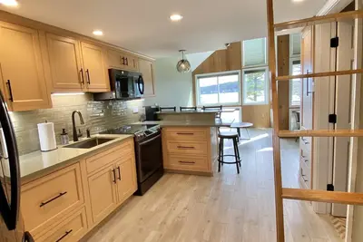 Image de 2 Bedroom Lake Winnipesaukee Condo