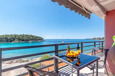 Image de Appartement de deux chambres prés de la plage Prizba, Korcula (A-175-a)