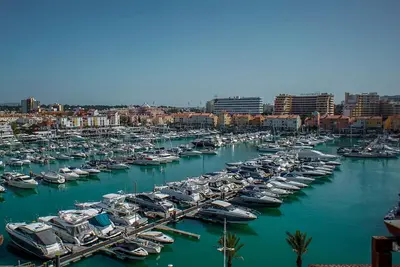 Image de Penthouse Triplex com Jacuzzi |T3 HsR Vilamarina