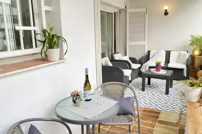 Image de Apartment With Terrace Wifi And Pking 5 Minutes From The Beach