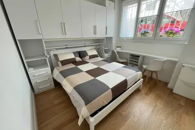 Image de The Small White House in Milan