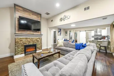 Image de Sanctuary in the City-10 minutes from all City attractions! !