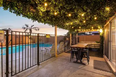 Image de Peoria, Az near Westgate; 5 Bed\/3 full bath; Private pool\/Hot Tub; Sleeps 10