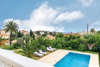 Image de Grande villa 7 chambres, proche plage et centre - vue mer, îles, baie de Cannes