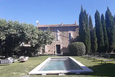 Image de Idéal festival d'Avignon Magnifique Mas avec piscine et jacuzzi